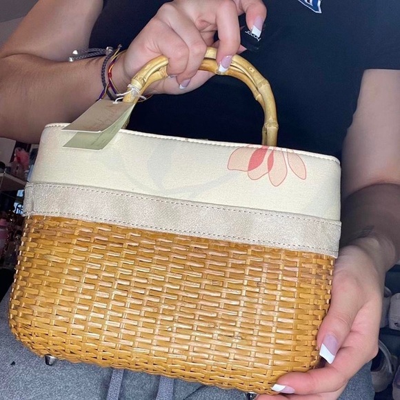 Floral Handwoven Satchel Purse - Picture 1 of 4